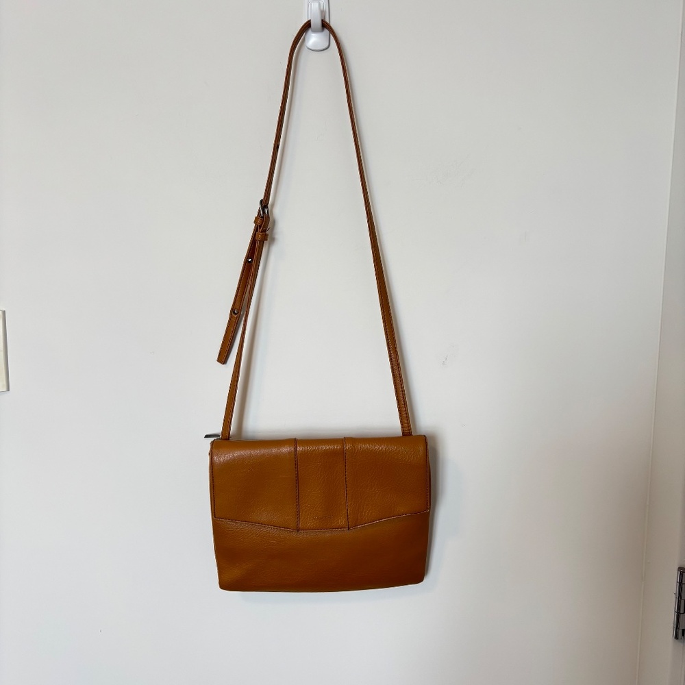 Matt and Nat Eeha Vegan Crossbody Bag Caramel/Tan - Picture 2 of 13